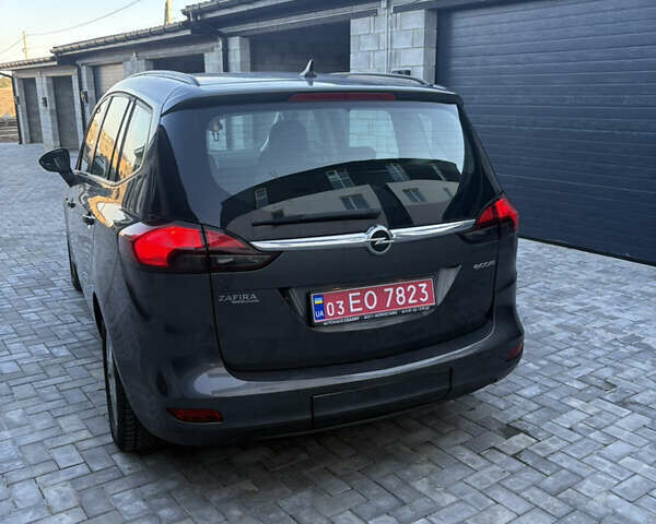 Сірий Опель Zafira Tourer, об'ємом двигуна 2 л та пробігом 211 тис. км за 7999 $, фото 8 на Automoto.ua