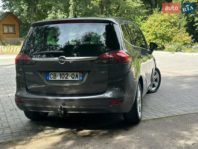 Серый Опель Zafira Tourer, объемом двигателя 2 л и пробегом 219 тыс. км за 10470 $, фото 60 на Automoto.ua