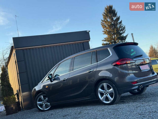 Серый Опель Zafira Tourer, объемом двигателя 2 л и пробегом 240 тыс. км за 11690 $, фото 22 на Automoto.ua