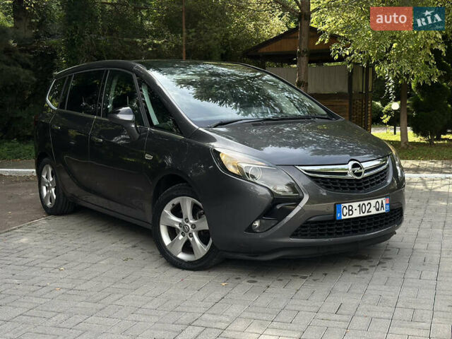 Серый Опель Zafira Tourer, объемом двигателя 2 л и пробегом 219 тыс. км за 10470 $, фото 20 на Automoto.ua