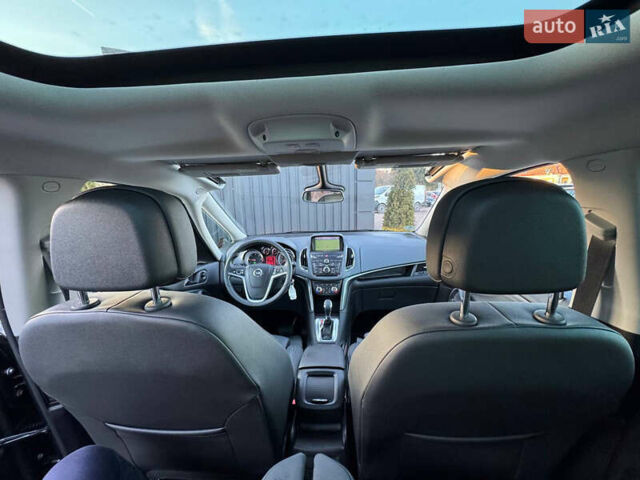 Серый Опель Zafira Tourer, объемом двигателя 2 л и пробегом 240 тыс. км за 11690 $, фото 53 на Automoto.ua