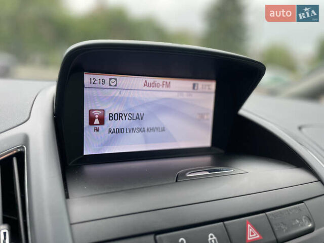 Серый Опель Zafira Tourer, объемом двигателя 2 л и пробегом 195 тыс. км за 11555 $, фото 38 на Automoto.ua