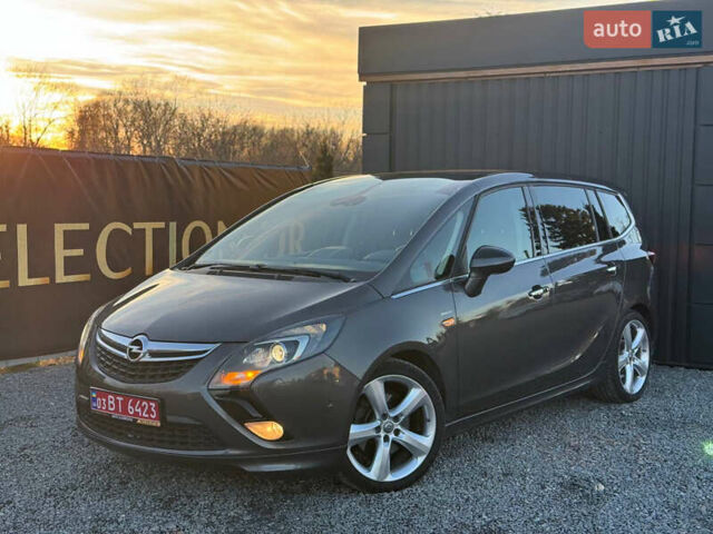 Серый Опель Zafira Tourer, объемом двигателя 2 л и пробегом 240 тыс. км за 11690 $, фото 14 на Automoto.ua