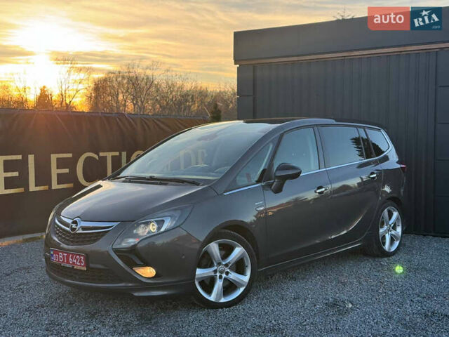 Серый Опель Zafira Tourer, объемом двигателя 2 л и пробегом 240 тыс. км за 11690 $, фото 15 на Automoto.ua
