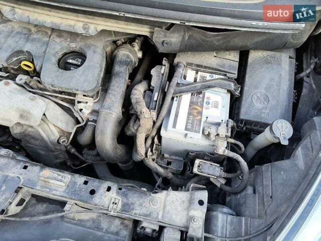 Опель Zafira Tourer 2013 у Рівному на Automoto.ua Сірий Опель Zafira Tourer, об'ємом двигуна 1.6 л та пробігом 279 тис. км за 8800 $, фото 18 на Automoto.ua