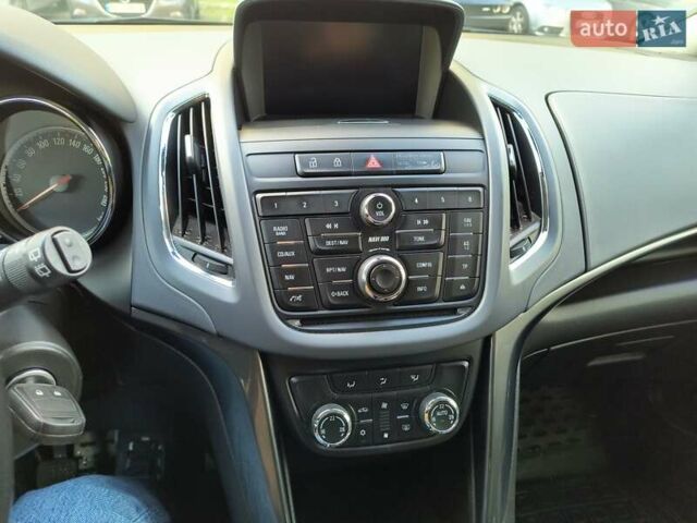 Опель Zafira Tourer 2013 у Рівному на Automoto.ua Сірий Опель Zafira Tourer, об'ємом двигуна 1.6 л та пробігом 279 тис. км за 8800 $, фото 13 на Automoto.ua