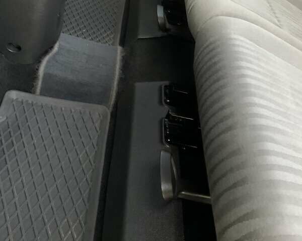 Опель Zafira Tourer 2014 у Дніпро (Дніпропетровську) на Automoto.ua Сірий Опель Zafira Tourer, об'ємом двигуна 2 л та пробігом 180 тис. км за 9300 $, фото 17 на Automoto.ua