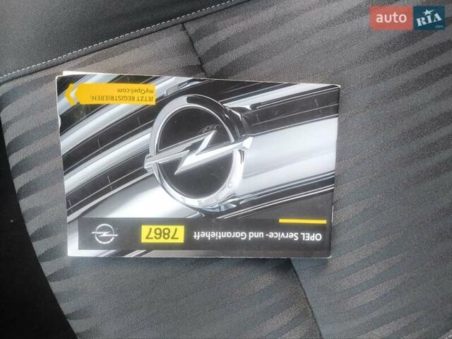 Серый Опель Zafira Tourer, объемом двигателя 2 л и пробегом 201 тыс. км за 11850 $, фото 25 на Automoto.ua