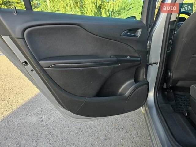 Серый Опель Zafira Tourer, объемом двигателя 2 л и пробегом 261 тыс. км за 10499 $, фото 46 на Automoto.ua