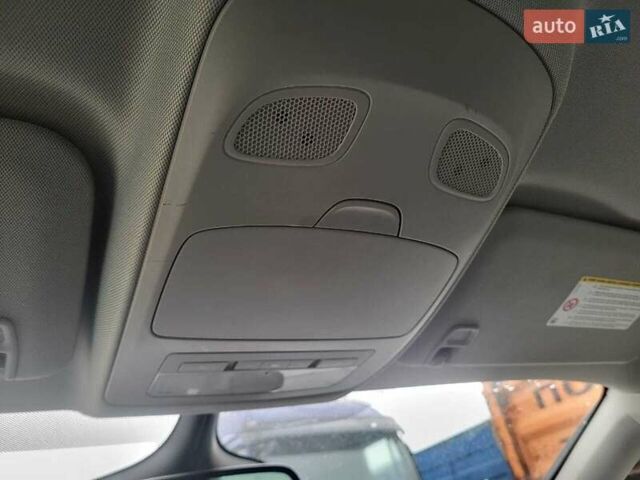 Сірий Опель Zafira Tourer, об'ємом двигуна 1.6 л та пробігом 186 тис. км за 10500 $, фото 11 на Automoto.ua