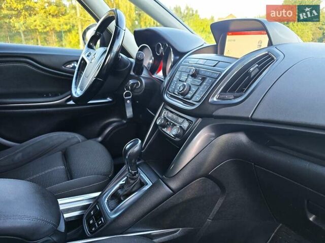 Серый Опель Zafira Tourer, объемом двигателя 2 л и пробегом 261 тыс. км за 10499 $, фото 40 на Automoto.ua
