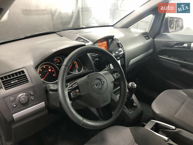Синій Опель Zafira Tourer, об'ємом двигуна 1.69 л та пробігом 330 тис. км за 6100 $, фото 6 на Automoto.ua