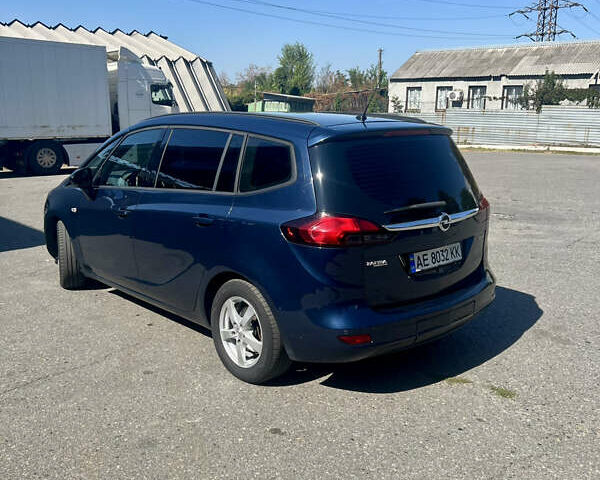 Синій Опель Zafira Tourer, об'ємом двигуна 1.4 л та пробігом 173 тис. км за 10000 $, фото 4 на Automoto.ua