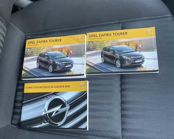 Синий Опель Zafira Tourer, объемом двигателя 2 л и пробегом 187 тыс. км за 10500 $, фото 58 на Automoto.ua