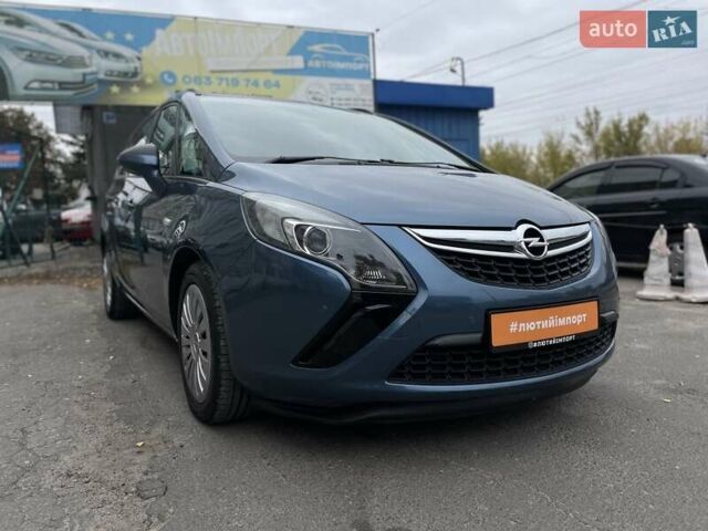 Синий Опель Zafira Tourer, объемом двигателя 2 л и пробегом 187 тыс. км за 10500 $, фото 16 на Automoto.ua