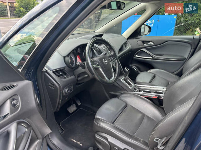Синий Опель Zafira Tourer, объемом двигателя 2 л и пробегом 237 тыс. км за 9800 $, фото 6 на Automoto.ua