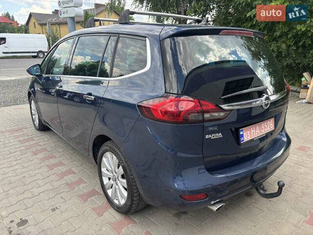Синий Опель Zafira Tourer, объемом двигателя 2 л и пробегом 237 тыс. км за 9800 $, фото 4 на Automoto.ua