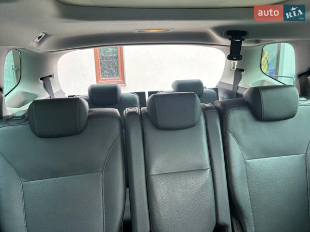 Синий Опель Zafira Tourer, объемом двигателя 2 л и пробегом 237 тыс. км за 9800 $, фото 15 на Automoto.ua