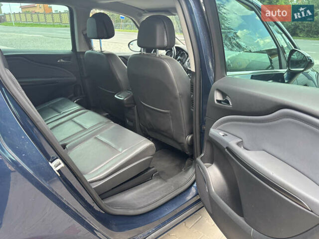 Синий Опель Zafira Tourer, объемом двигателя 2 л и пробегом 237 тыс. км за 9800 $, фото 12 на Automoto.ua