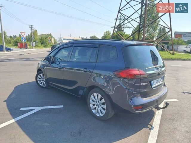 Синий Опель Zafira Tourer, объемом двигателя 2 л и пробегом 263 тыс. км за 8400 $, фото 9 на Automoto.ua