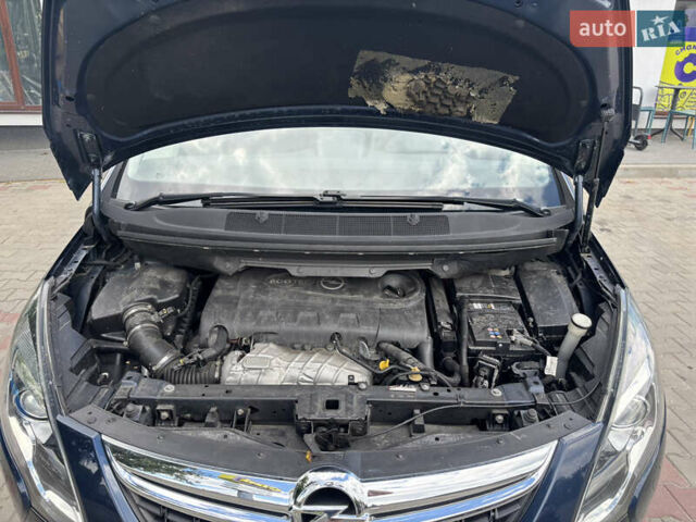 Синий Опель Zafira Tourer, объемом двигателя 2 л и пробегом 237 тыс. км за 9800 $, фото 19 на Automoto.ua