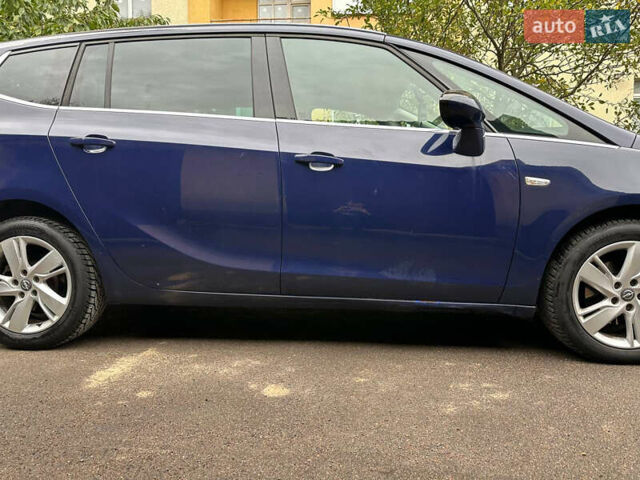 Синий Опель Zafira Tourer, объемом двигателя 2 л и пробегом 250 тыс. км за 7200 $, фото 6 на Automoto.ua