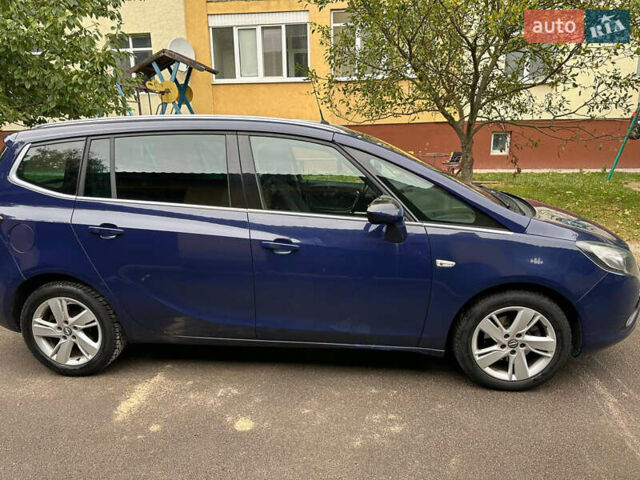 Синий Опель Zafira Tourer, объемом двигателя 2 л и пробегом 250 тыс. км за 7200 $, фото 27 на Automoto.ua