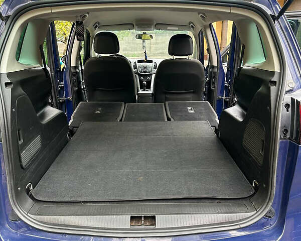Синий Опель Zafira Tourer, объемом двигателя 2 л и пробегом 250 тыс. км за 7200 $, фото 17 на Automoto.ua