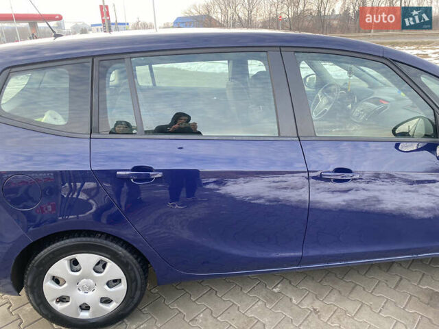 Синій Опель Zafira Tourer, об'ємом двигуна 1.96 л та пробігом 265 тис. км за 11500 $, фото 3 на Automoto.ua