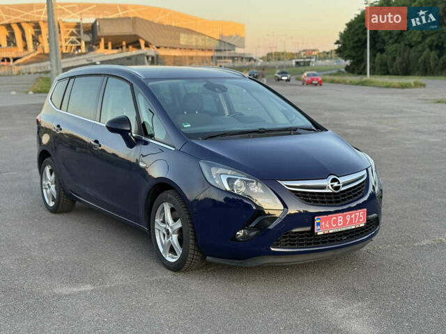 Синий Опель Zafira Tourer, объемом двигателя 2 л и пробегом 222 тыс. км за 10300 $, фото 6 на Automoto.ua
