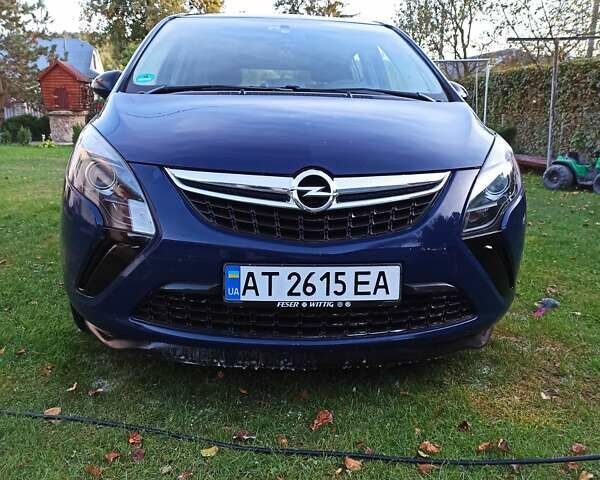 Синій Опель Zafira Tourer, об'ємом двигуна 1.6 л та пробігом 304 тис. км за 9500 $, фото 3 на Automoto.ua