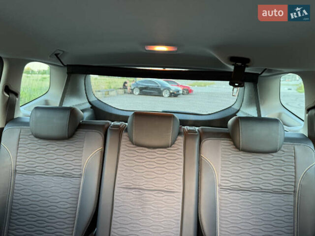 Синий Опель Zafira Tourer, объемом двигателя 2 л и пробегом 222 тыс. км за 10300 $, фото 12 на Automoto.ua