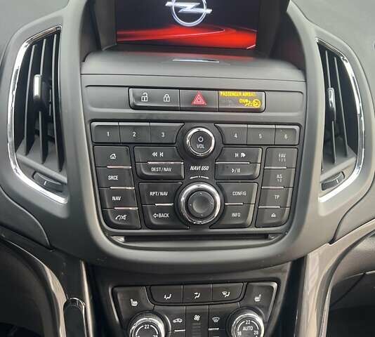 Синий Опель Zafira Tourer, объемом двигателя 1.6 л и пробегом 298 тыс. км за 10700 $, фото 22 на Automoto.ua