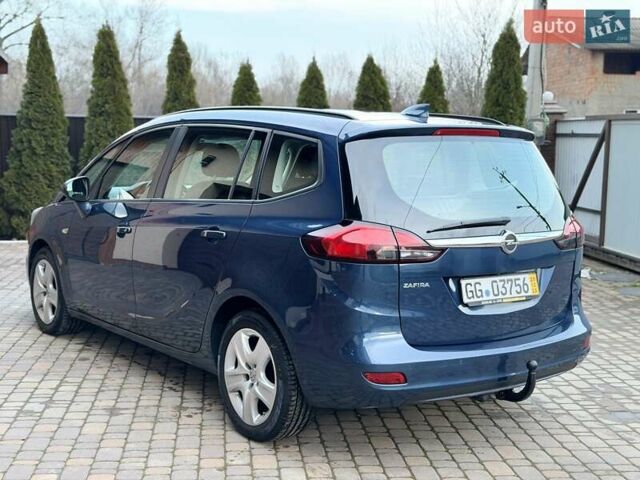 Синій Опель Zafira Tourer, об'ємом двигуна 1.6 л та пробігом 338 тис. км за 12300 $, фото 18 на Automoto.ua