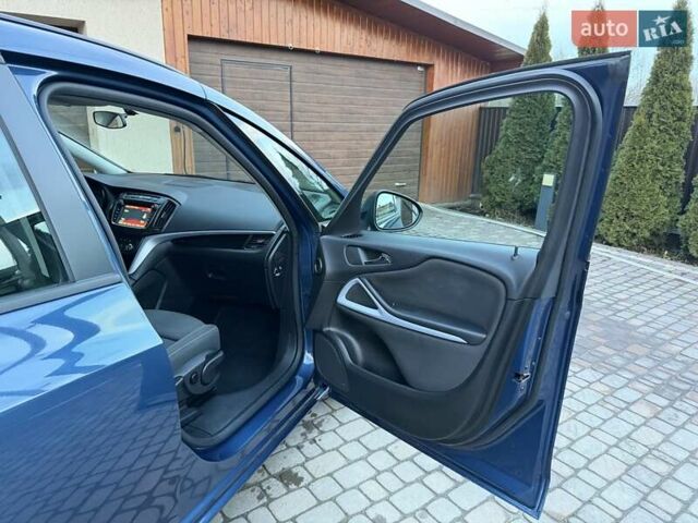 Синій Опель Zafira Tourer, об'ємом двигуна 1.6 л та пробігом 338 тис. км за 12300 $, фото 46 на Automoto.ua