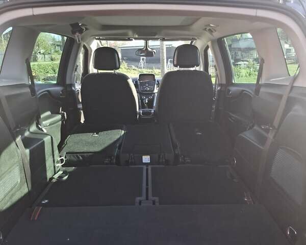 Опель Zafira Tourer 2014 в Тернополе на Automoto.ua Зеленый Опель Zafira Tourer, объемом двигателя 1.6 л и пробегом 245 тыс. км за 10500 $, фото 10 на Automoto.ua