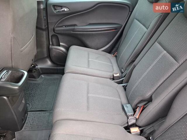 Опель Zafira Tourer 2014 в Тернополе на Automoto.ua Зеленый Опель Zafira Tourer, объемом двигателя 1.6 л и пробегом 245 тыс. км за 10500 $, фото 35 на Automoto.ua