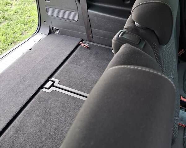 Опель Zafira Tourer 2014 в Тернополе на Automoto.ua Зеленый Опель Zafira Tourer, объемом двигателя 1.6 л и пробегом 245 тыс. км за 10500 $, фото 30 на Automoto.ua