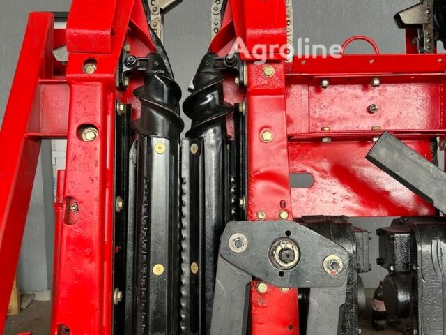 Красный Орос Другая, объемом двигателя 0 л и пробегом 0 тыс. км за 13667 $, фото 3 на Automoto.ua