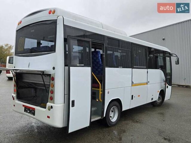 Белый Отокар Навиго, объемом двигателя 0 л и пробегом 230 тыс. км за 35500 $, фото 3 на Automoto.ua