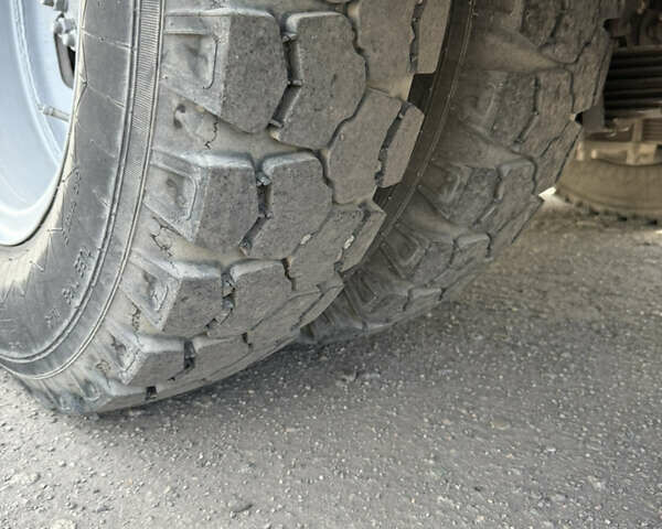 Белый ПАЗ 3205, объемом двигателя 4.25 л и пробегом 55 тыс. км за 4500 $, фото 5 на Automoto.ua