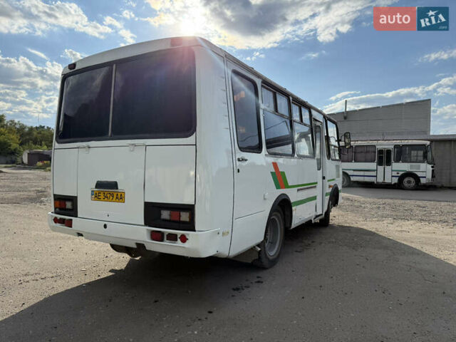 Белый ПАЗ 3205, объемом двигателя 4.25 л и пробегом 55 тыс. км за 4500 $, фото 4 на Automoto.ua