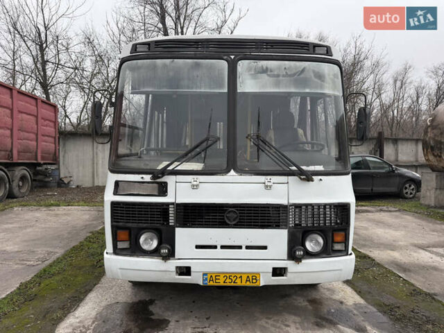 Белый ПАЗ 3205, объемом двигателя 4.75 л и пробегом 100 тыс. км за 5500 $, фото 1 на Automoto.ua