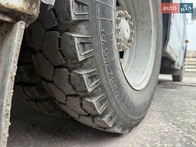 Белый ПАЗ 3205, объемом двигателя 4.75 л и пробегом 100 тыс. км за 5500 $, фото 5 на Automoto.ua