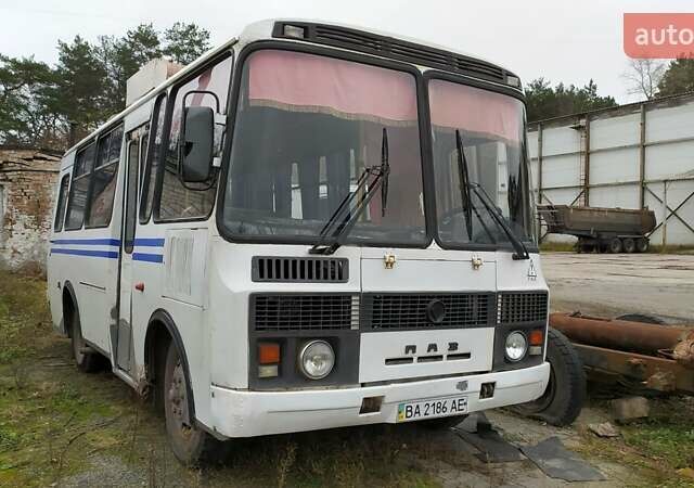 Білий ПАЗ 3205, об'ємом двигуна 0 л та пробігом 6 тис. км за 3400 $, фото 1 на Automoto.ua