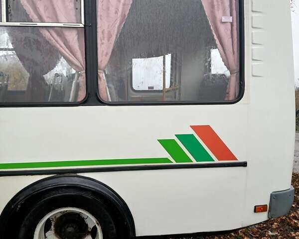 ПАЗ 3205 2012 в Лебедине на Automoto.ua Белый ПАЗ 3205, объемом двигателя 4.75 л и пробегом 1 тыс. км за 6500 $, фото 7 на Automoto.ua