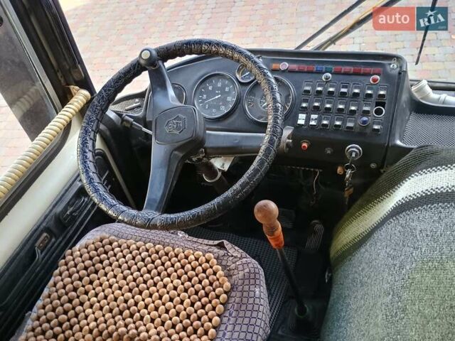 Зелений ПАЗ 3205, об'ємом двигуна 4.75 л та пробігом 300 тис. км за 5000 $, фото 11 на Automoto.ua