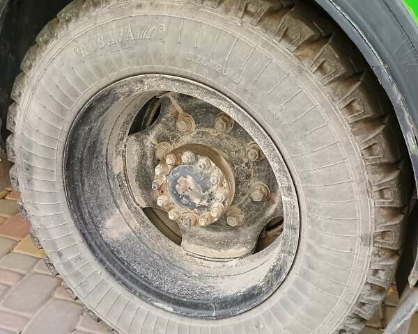 Зелений ПАЗ 3205, об'ємом двигуна 4.75 л та пробігом 300 тис. км за 5000 $, фото 5 на Automoto.ua