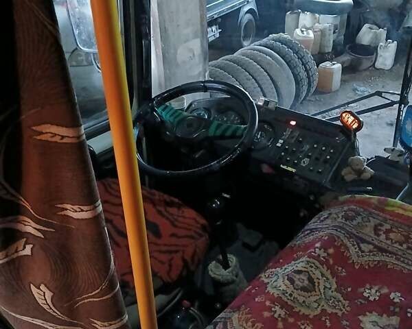 Зелений ПАЗ 3205, об'ємом двигуна 4.75 л та пробігом 111 тис. км за 6100 $, фото 7 на Automoto.ua