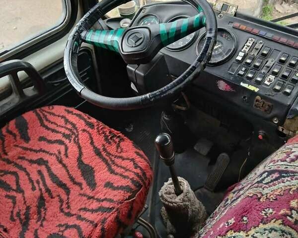 Зелений ПАЗ 3205, об'ємом двигуна 4.75 л та пробігом 111 тис. км за 6100 $, фото 14 на Automoto.ua